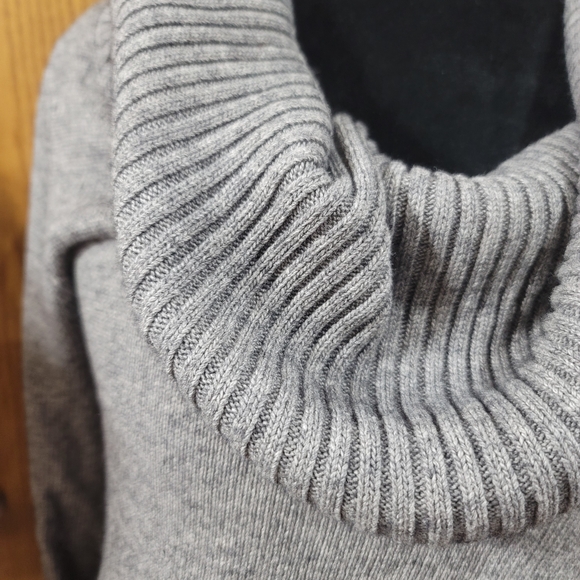 UGG Women's Cozy Gray Cowl Neck Sweater - Picture 5 of 11
